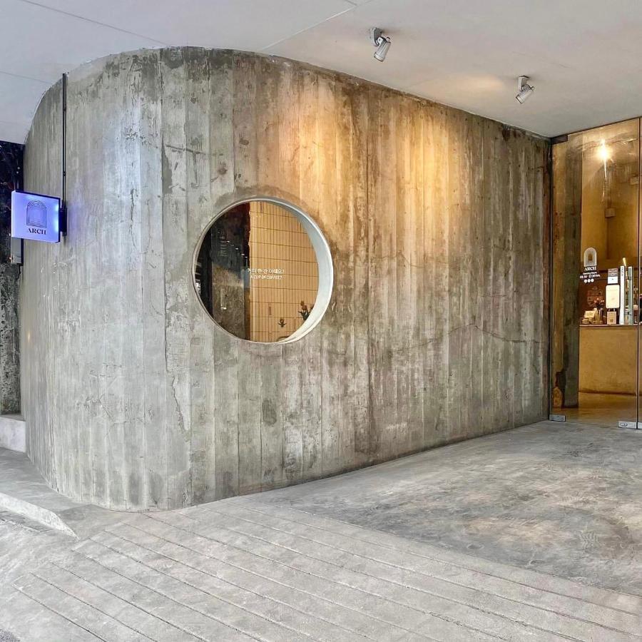 E11 Hotel - Bts Punnawithi Bangkok Exteriör bild